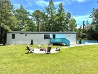 Cozy Beach Home w/ Fire Pit, Grill & Outdoor Swings— Min from Surf City Pier! Hotels in Pender County