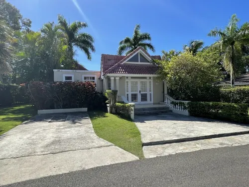 Beautiful Villa in Sosua - Walk to Beach and Downtown - Residencial Hispaniola