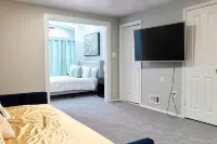 Dee's Lounge, Your Relaxation Oasis