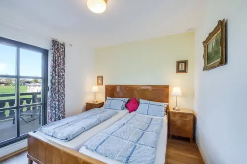 Alpenblick, apartment with terrace and balcony Hotels in Eggstatt