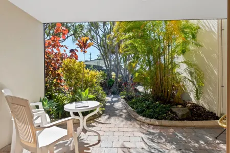 Beach Breakers Resort