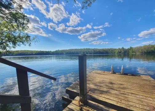 Willow Cabin - North Frontenac Lodge