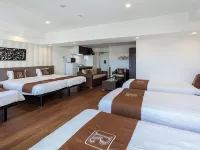 Living Inn Asahibashiekimae Premier - Parvekkeita