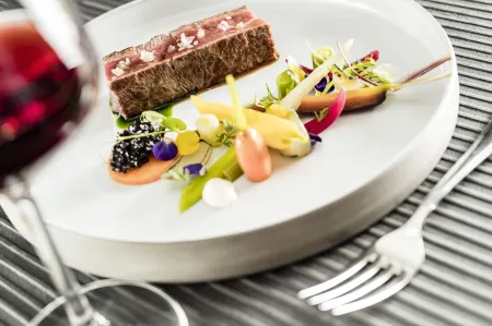 Alpine Luxury Spa Resort Schwarzenstein Отели в г. Валле-Аурина