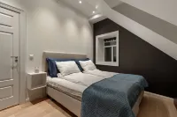 Arctic Homes - Premium Retreat - 2 Baths - Mountain view
