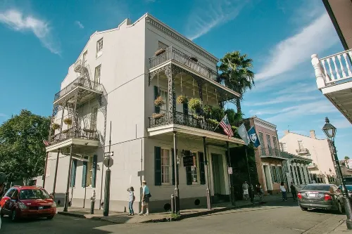 Lafitte Hotel & Bar - Romantic