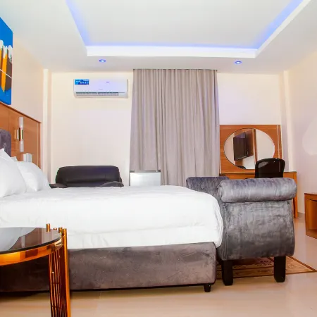 Ryan Hotel and Suites