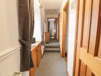 Largieholm Hotels in Cumnock