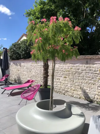 Logis l'Hôtel d'Arc Отели в г. Пишанж