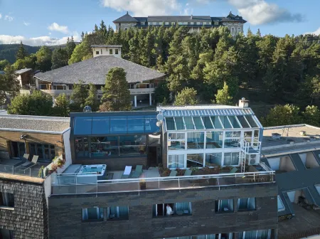 Le Grand Tétras Отели рядом с достопримечательностью «Station de Ski - Font Romeu Pyrénées 2000»