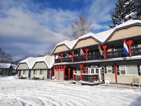 Alpine Inn & Suites