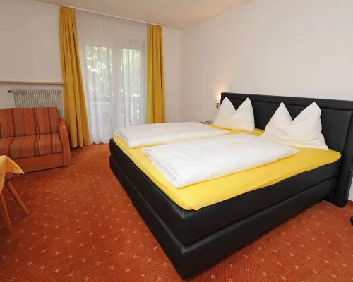 Hotel Pension Schweitzer Hotels in Silandro