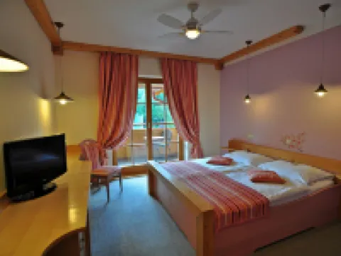 Natura Amon Hotels in Podcetrtek