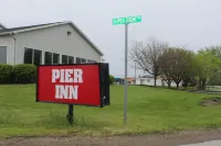 Pier Inn Hotels in Luna Pier