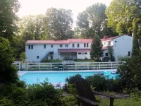 The Buttonwood Inn on Mt. Surprise - Swimmingpools
