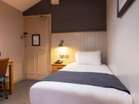 Hartwood Hall by Greene King Inns Hotels in Chorley