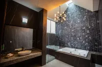 Hotel Akawe Hotels in Compostela