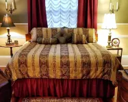 Millhouse Inn Hotels in Quincy