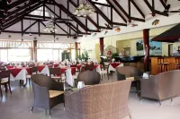 Pirogue Lodge - 3-Star