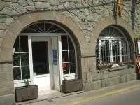 Hostal Porta de Núria Hotel di El Ripollès