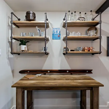 Luxurious 2 Bedroom Base Camp Condo - Steps from Kirkwood Village Condo Отели в г. Кирквуд