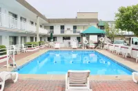 Impala Island Inn
