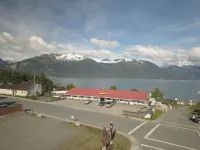 Captain's Choice Motel - Motel