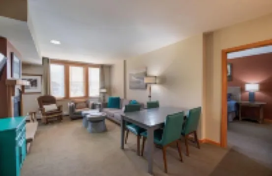 Zephyr Mountain Lodge Select-Rated 2510