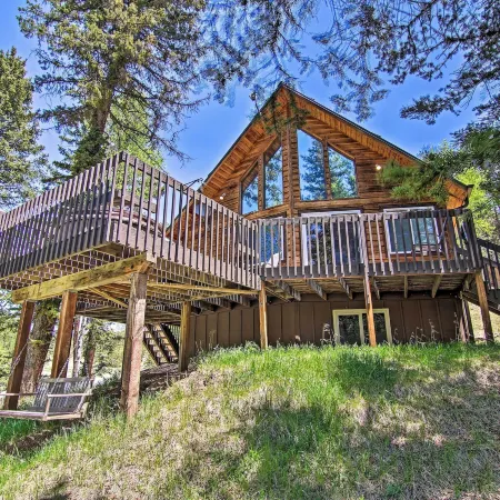 Florissant Hilltop Hideaway w/ Porch, Pond View