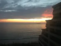 10th Floor Beachfront Luxury Condo Bayview Grand