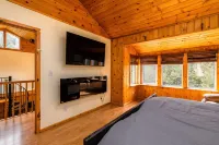 The Cape Miles Retreat - Tobermory Exclusive Experience Hotels in Northern Bruce Peninsula