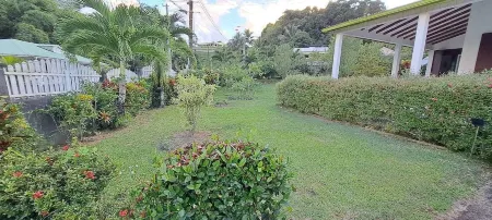 Cosy nest - Plage de Babin Отели в г. Морн-А-Л'О