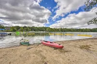 Cassopolis Cabin, Little Fish Lake on-Site! - WiFi