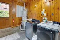 Game Room & Patio: Charming Jackson Retreat! - WiFi