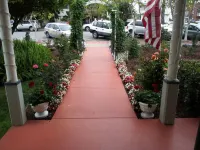Cherokee Lodge Hotels in Coronado