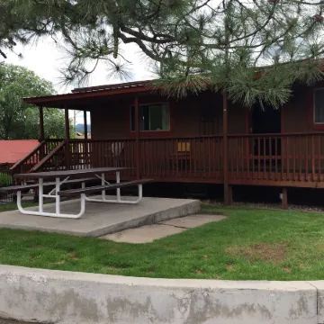 Caboose Motel & Gift Shop