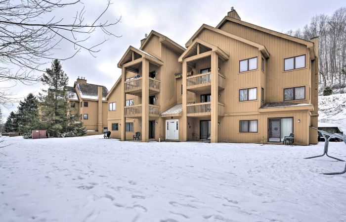 Steps to Slopes! Holiday Valley Ski Getaway