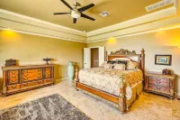Luxury Del Rio Home w/ Pool & Lake Views! - Lemmikkieläimet sallittu