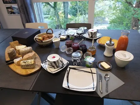 Le Grand Val Отели в г. Аллёз