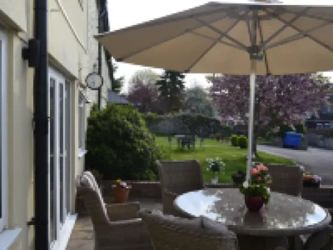 The Lawns Tea Room and B&B Hotels in Sedgemoor
