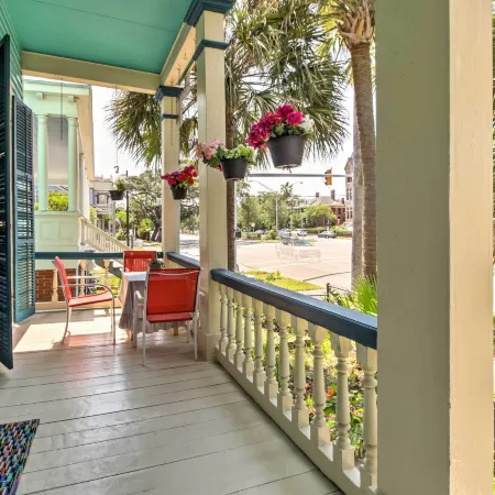 1 Mi to the Strand! Walkable Gem in Galveston