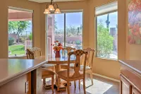 North Phoenix Home w/ Pool: Hike, Swim & Shop! - 3 tähden
