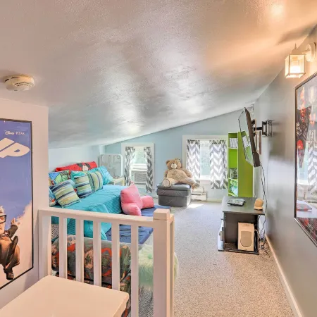 Southeast Michigan Escape w/ Outdoor Fun