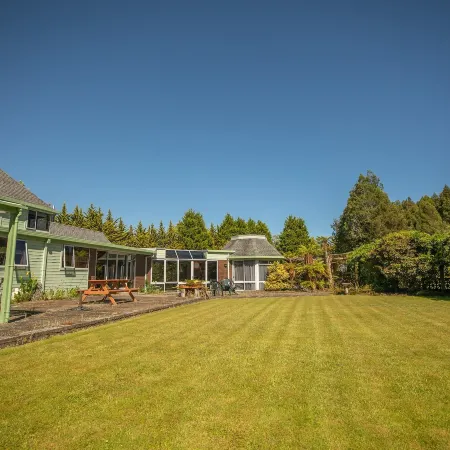 Woodland Glen Lodge B&B