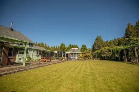 Woodland Glen Lodge B&B Отели в г. Сивью