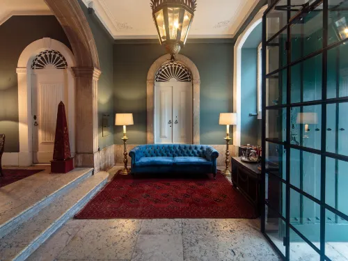 Dear Lisbon - Bordalo Palace Chiado - Bed & Breakfasts