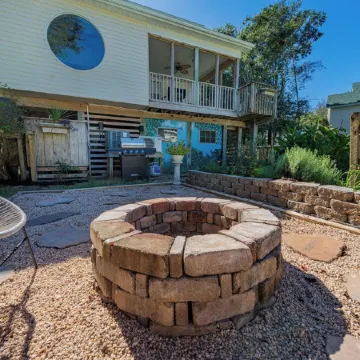 Charming Coastal Oasis with Heated Pool in Kitty Hawk, NC