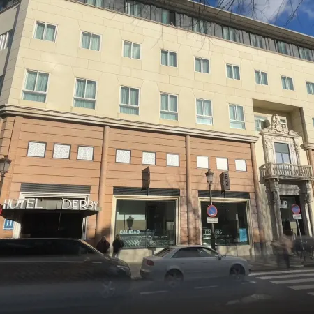 Hotel Derby Sevilla Отели рядом с достопримечательностью «Старый город»