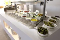 에케스 프티트 리조트 - 조식 운영