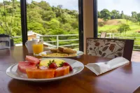 Burbi Lake Lodge Monteverde - Park Yeri